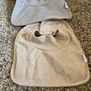 Neat mock neck bibs